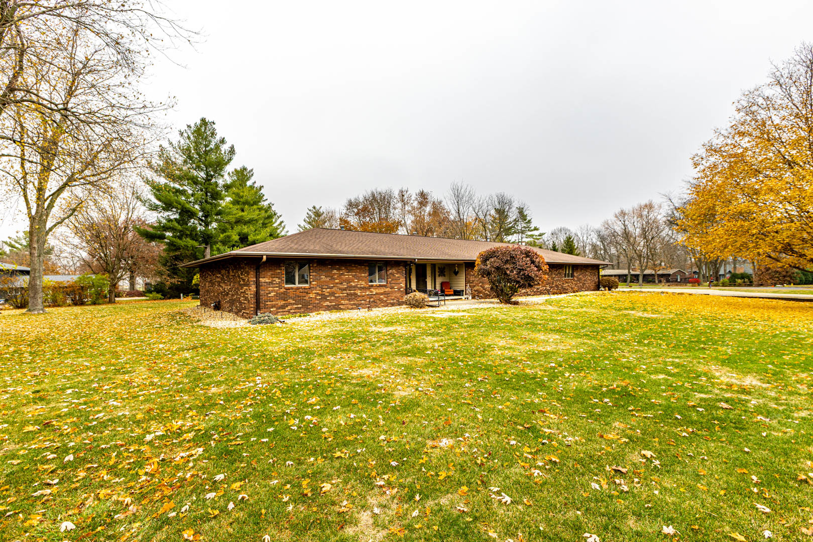19051 Meander Way Bloomington, IL 61705 - Photo 29 of 30 a view of swimming pool with outdoor seating and yard
