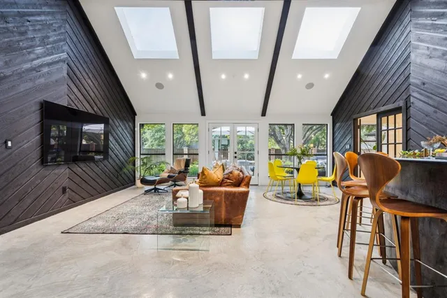 $1,699,000 | 98 West Shore Place, Richardson, TX 75080