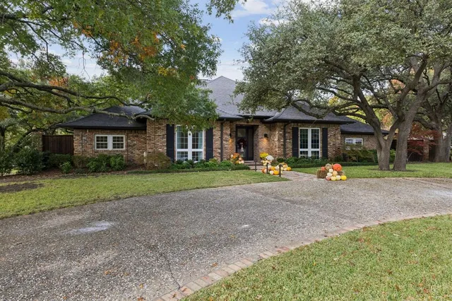 $1,699,000 | 98 West Shore Place, Richardson, TX 75080