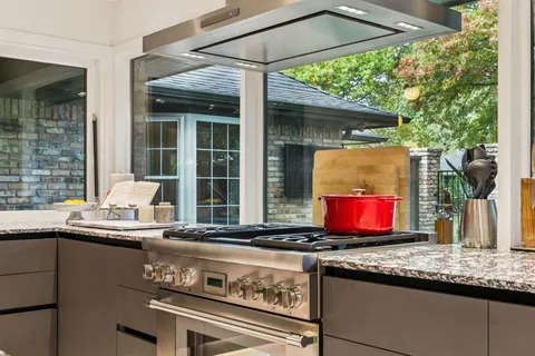 $1,699,000 | 98 West Shore Place, Richardson, TX 75080