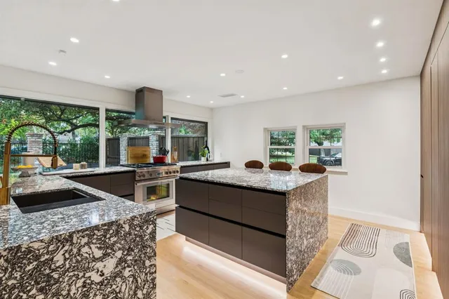 $1,699,000 | 98 West Shore Place, Richardson, TX 75080