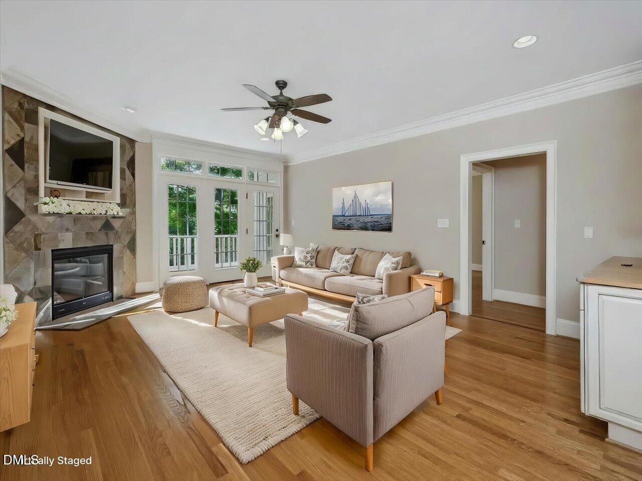 815 Running Brook Trail Raleigh, NC 27609 - Photo 17 of 96 17-Living Room
