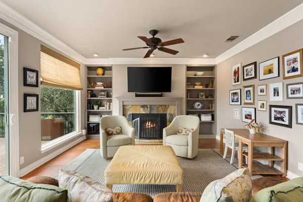 $935,000 | 6711 Lakewood Point Cove, Austin, TX 78750