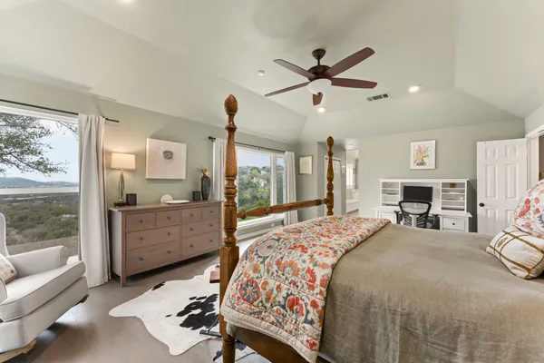 $935,000 | 6711 Lakewood Point Cove, Austin, TX 78750