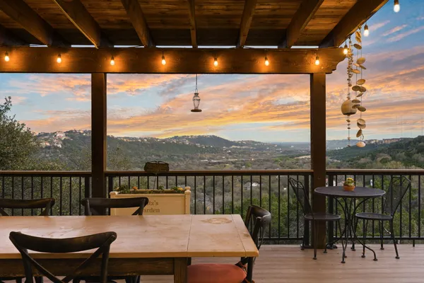 $935,000 | 6711 Lakewood Point Cove, Austin, TX 78750