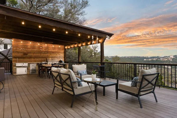 $935,000 | 6711 Lakewood Point Cove, Austin, TX 78750