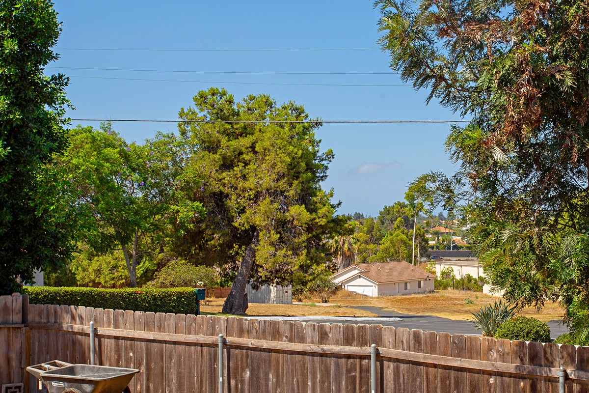 469 Rancho Vista Road Vista, CA 92083 - Photo 22 of 25 Gallery Image 22