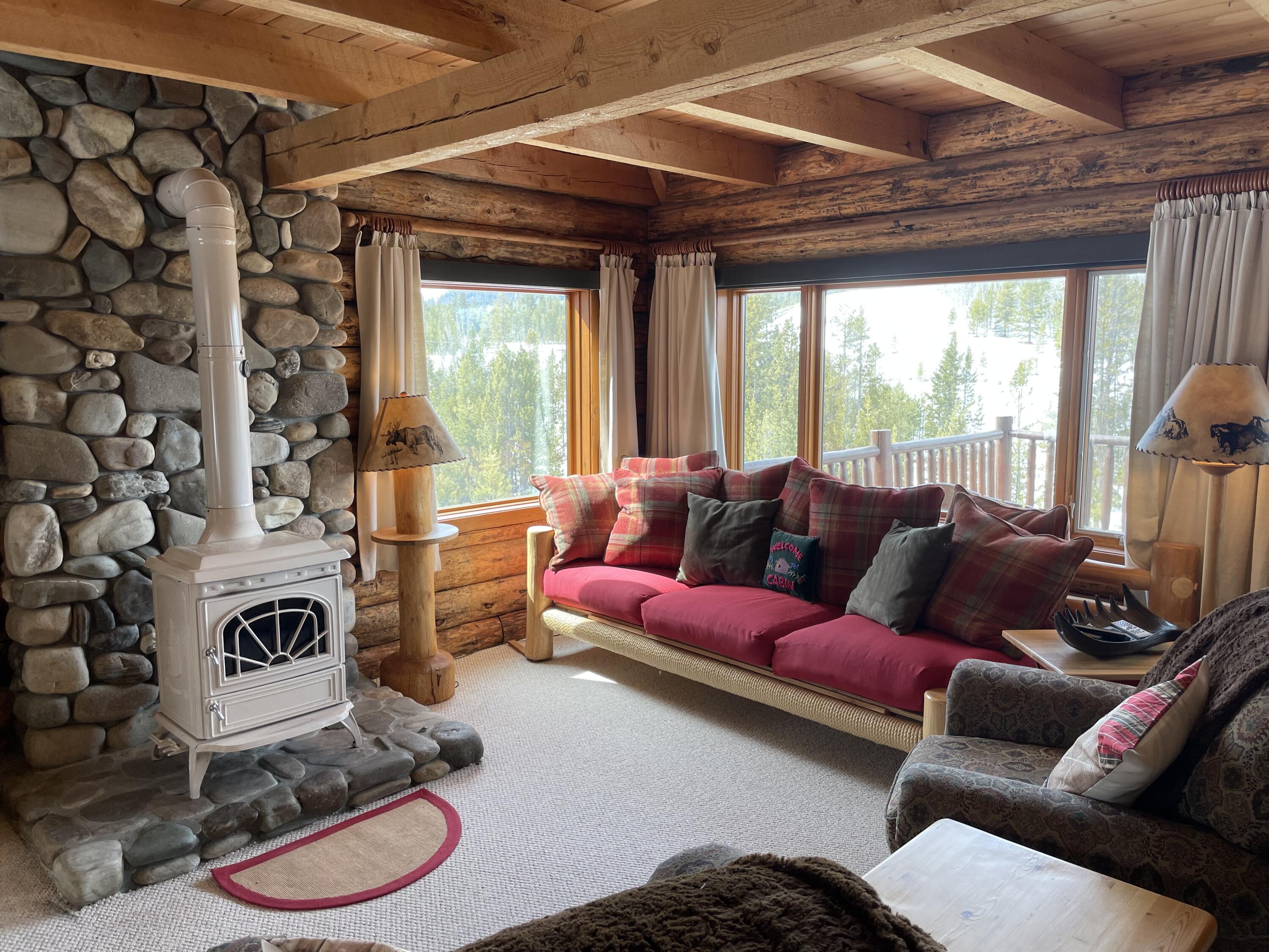 206 Skyline Drive Ketchum, ID 83340 - Photo 5 of 24 IMG_3145