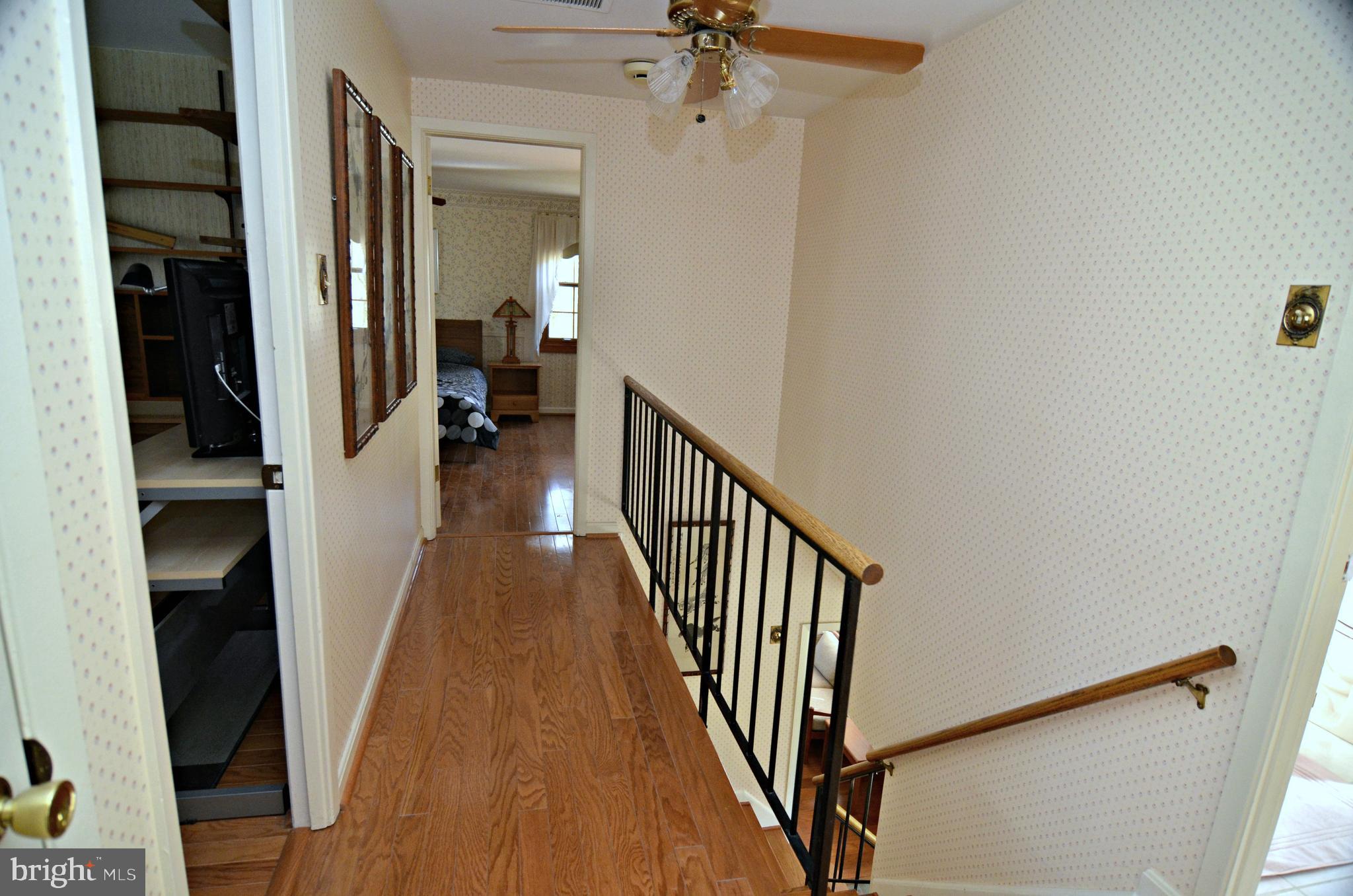 12408 Eastgate Lane Laurel, MD 20708 - Photo 32 of 81 Gallery Image 32