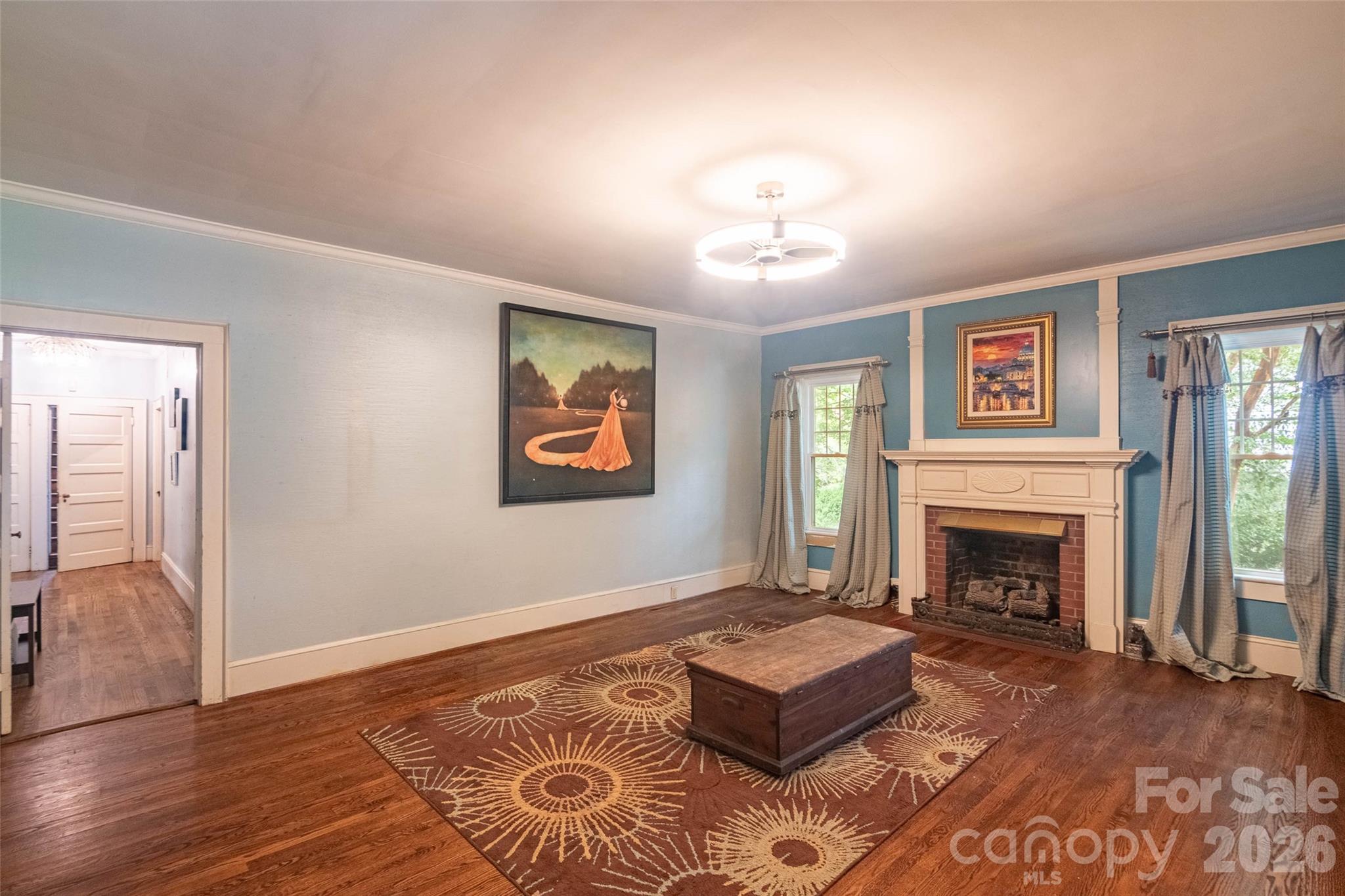 Gallery Image 6