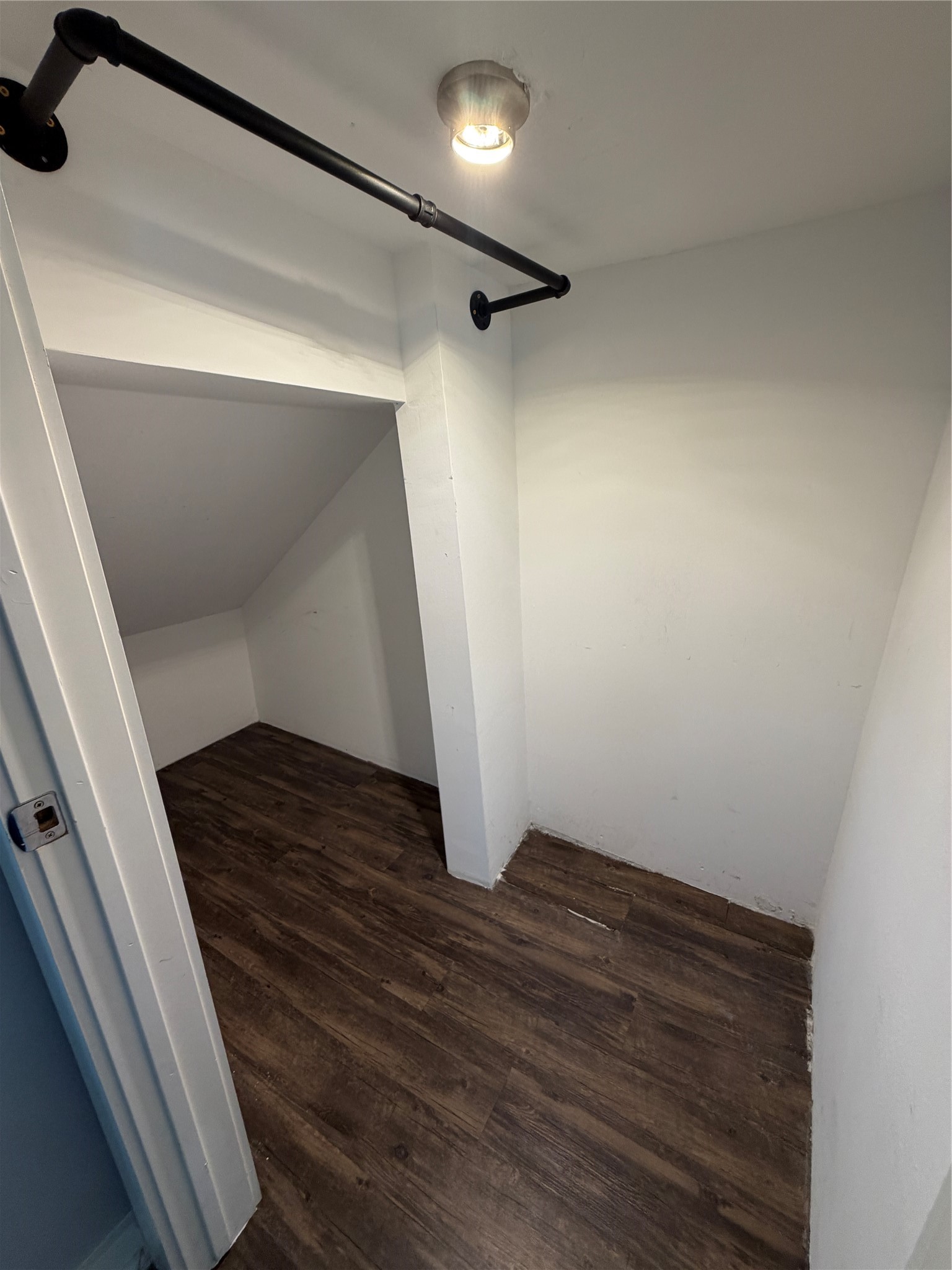 4630 Woodside Street, Unit 2 Houston, TX 77023 - Photo 7 of 11 a view of entryway