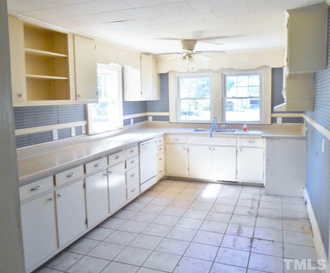 1132 Rogers Road Graham, NC 27253 - Photo 4 of 10 Gallery Image 4