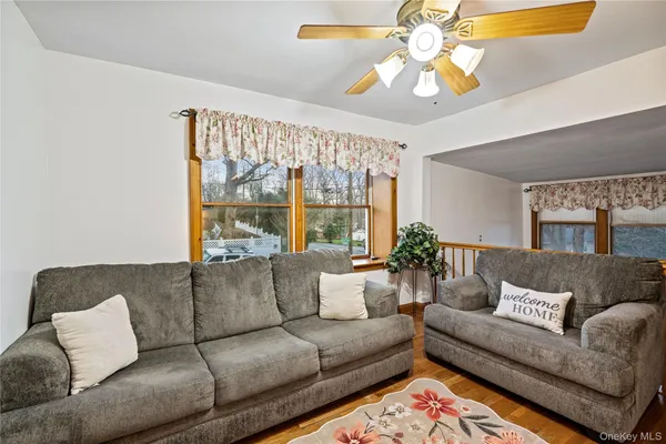 $399,999 | 105 Lookout Drive, Sound Beach, NY 11789