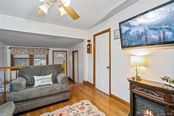 $399,999 | 105 Lookout Drive, Sound Beach, NY 11789