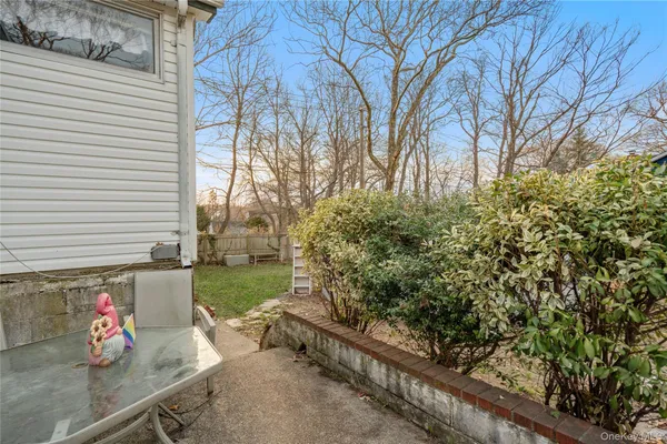 $399,999 | 105 Lookout Drive, Sound Beach, NY 11789