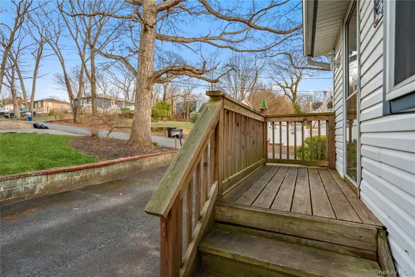 $399,999 | 105 Lookout Drive, Sound Beach, NY 11789