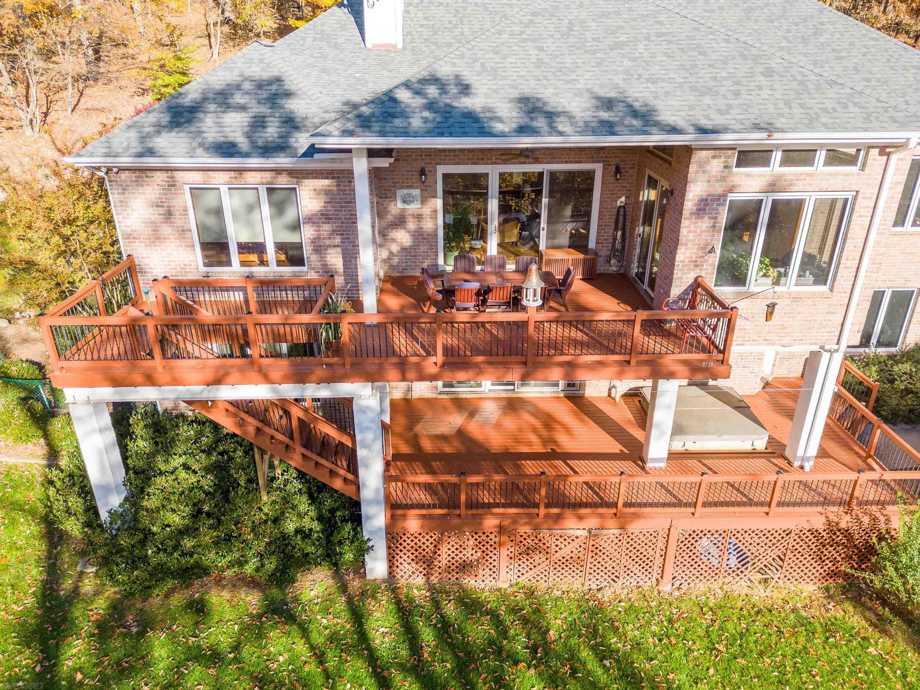1200 Falcon Ridge Road Blacksburg, VA 24060 - Photo 5 of 37 Gallery Image 5