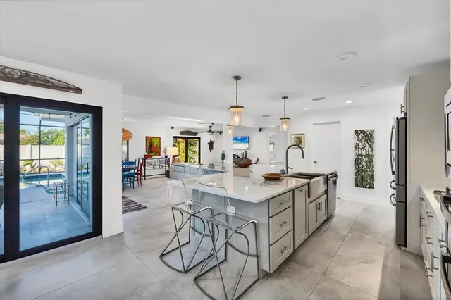$1,375,000 | 438 West Gate Drive, Venice, FL 34285
