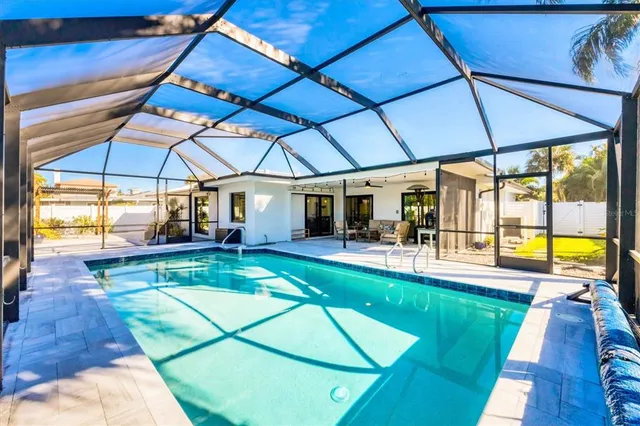 $1,375,000 | 438 West Gate Drive, Venice, FL 34285