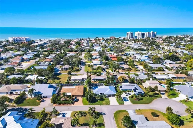 $1,375,000 | 438 West Gate Drive, Venice, FL 34285