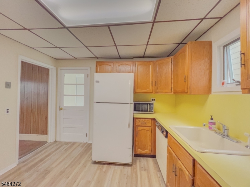 23 Salter Street Springfield, NJ 07081 - Photo 16 of 36 Gallery Image 16