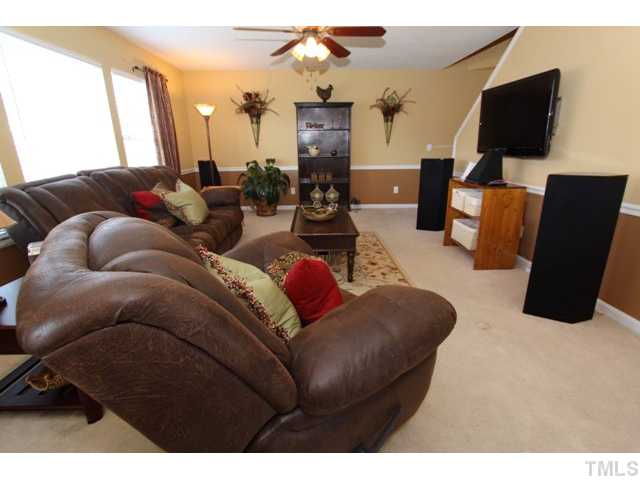 5612 Orchard Gate Way Raleigh, NC 27616 - Photo 8 of 21