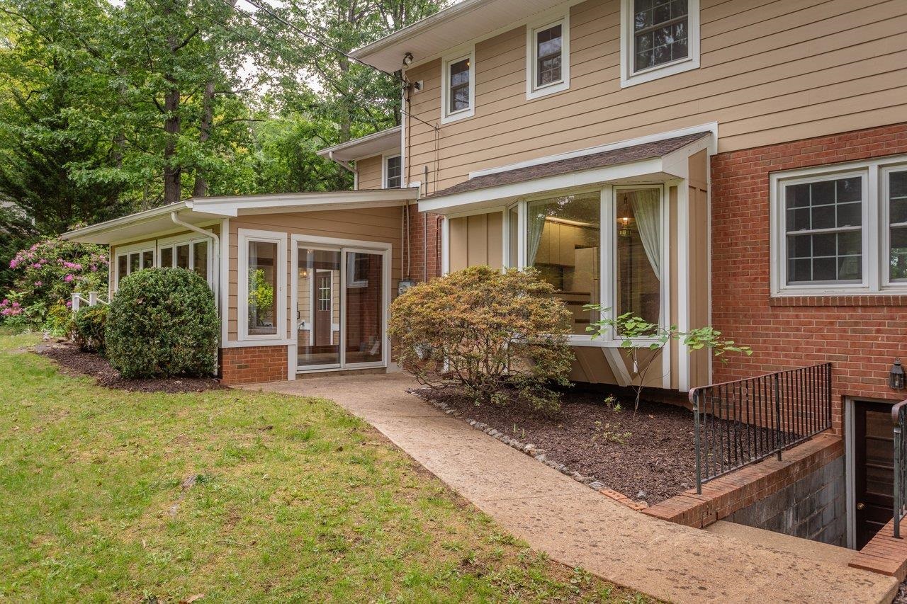 1104 Ridgewood Road Harrisonburg, VA 22801 - Photo 41 of 47