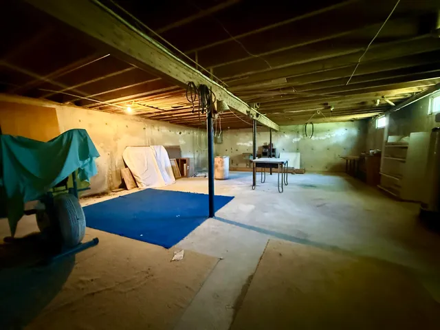 $275,000 | 76 Old Lewiston Road, Monmouth, ME 04265