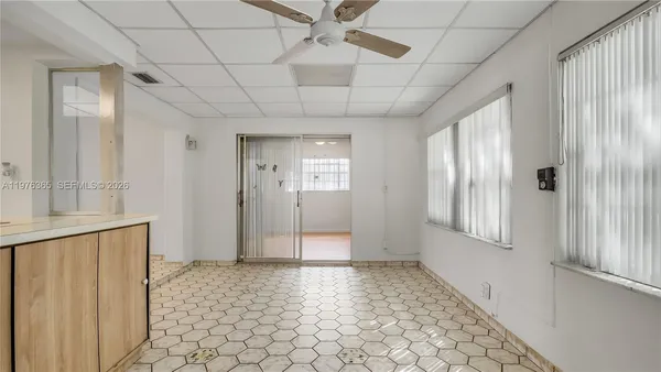 $2,250 | 5102 Northwest 53rd Street, Unit 5102, Tamarac, FL 33319