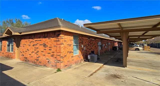 a view of outdoor space