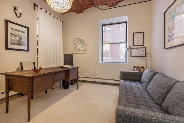 $4,700 | 717 Atlantic Avenue, Unit 3C, Boston, MA 02111