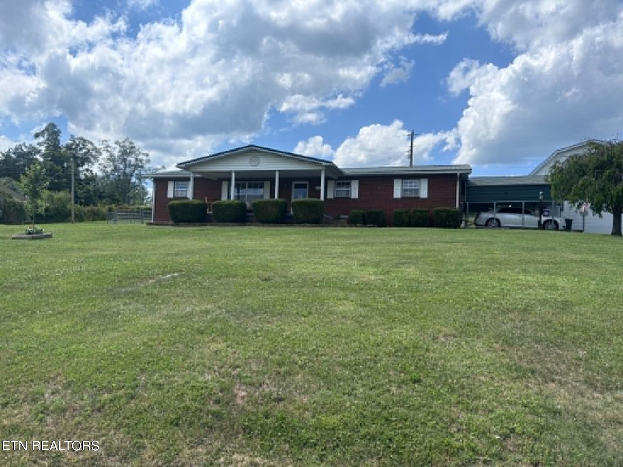 402 Whitaker Street Tazewell, TN 37879 - Photo 1 of 21 a6c6ef3f-c556-4ef7-851b-191a6b57aedd
