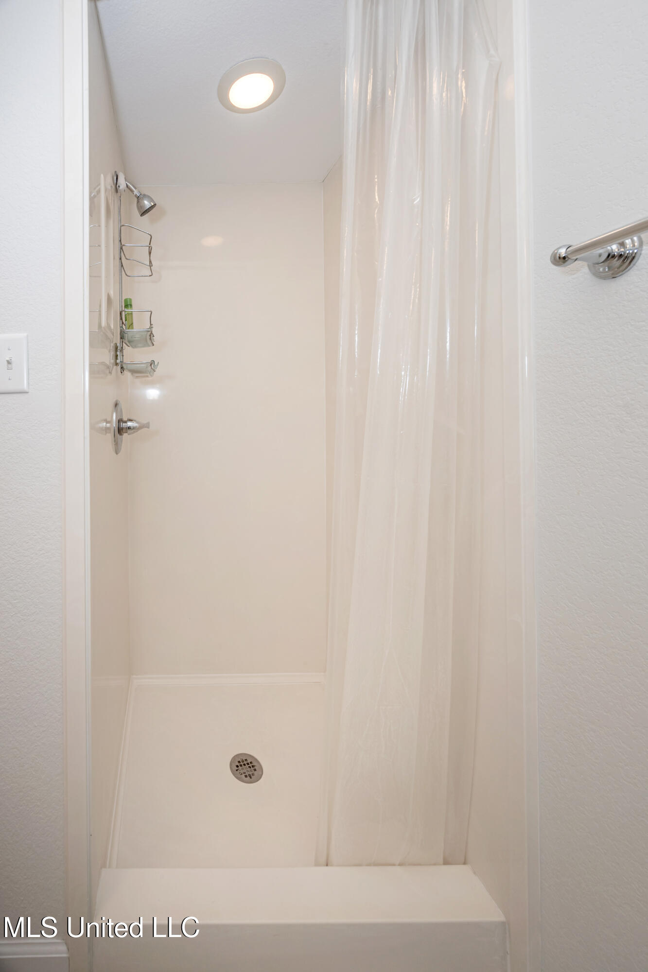 3230 Cumberland Road, Unit 18 Ocean Springs, MS 39564 - Photo 25 of 48 IMG_8104
