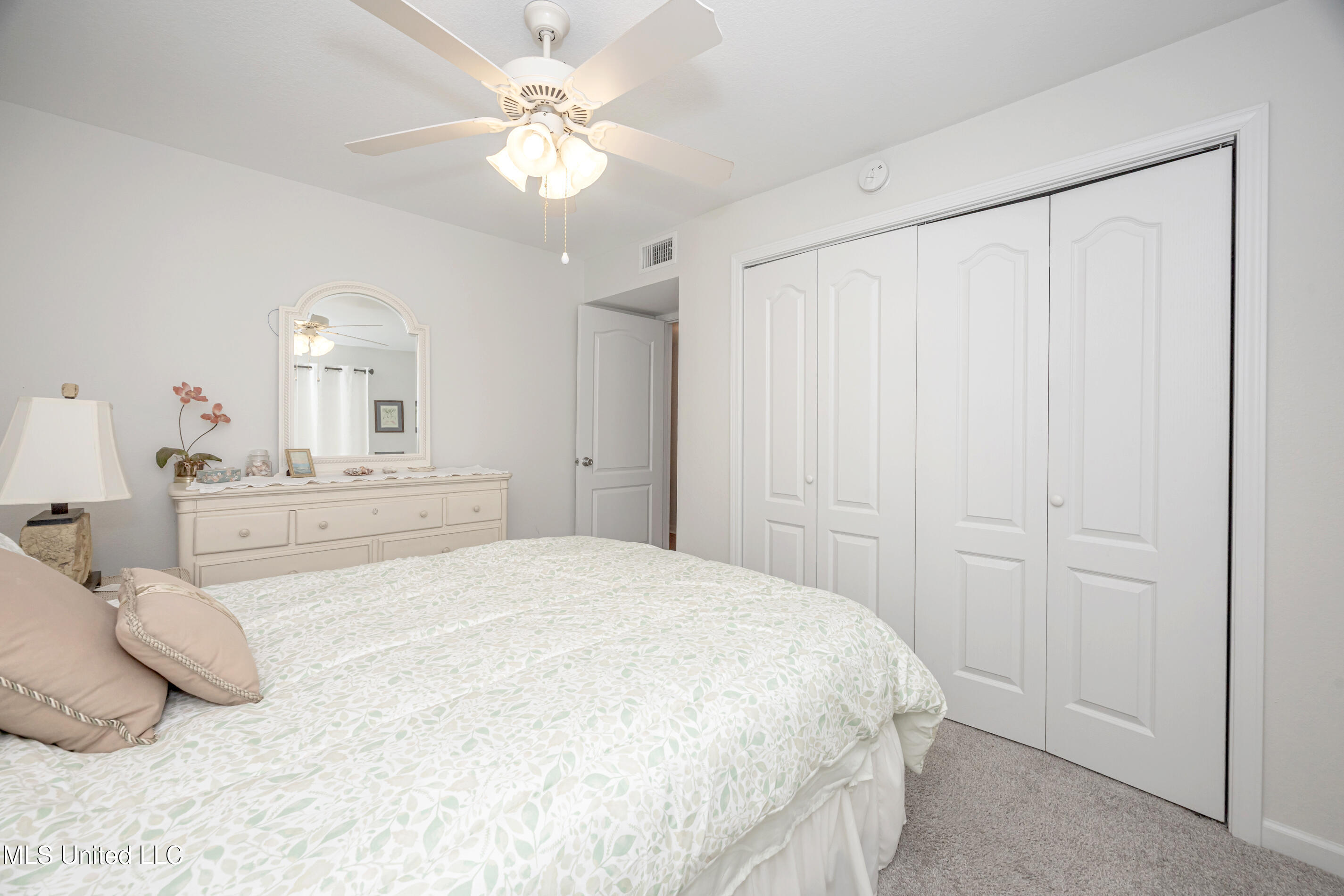 3230 Cumberland Road, Unit 18 Ocean Springs, MS 39564 - Photo 36 of 48 IMG_8124