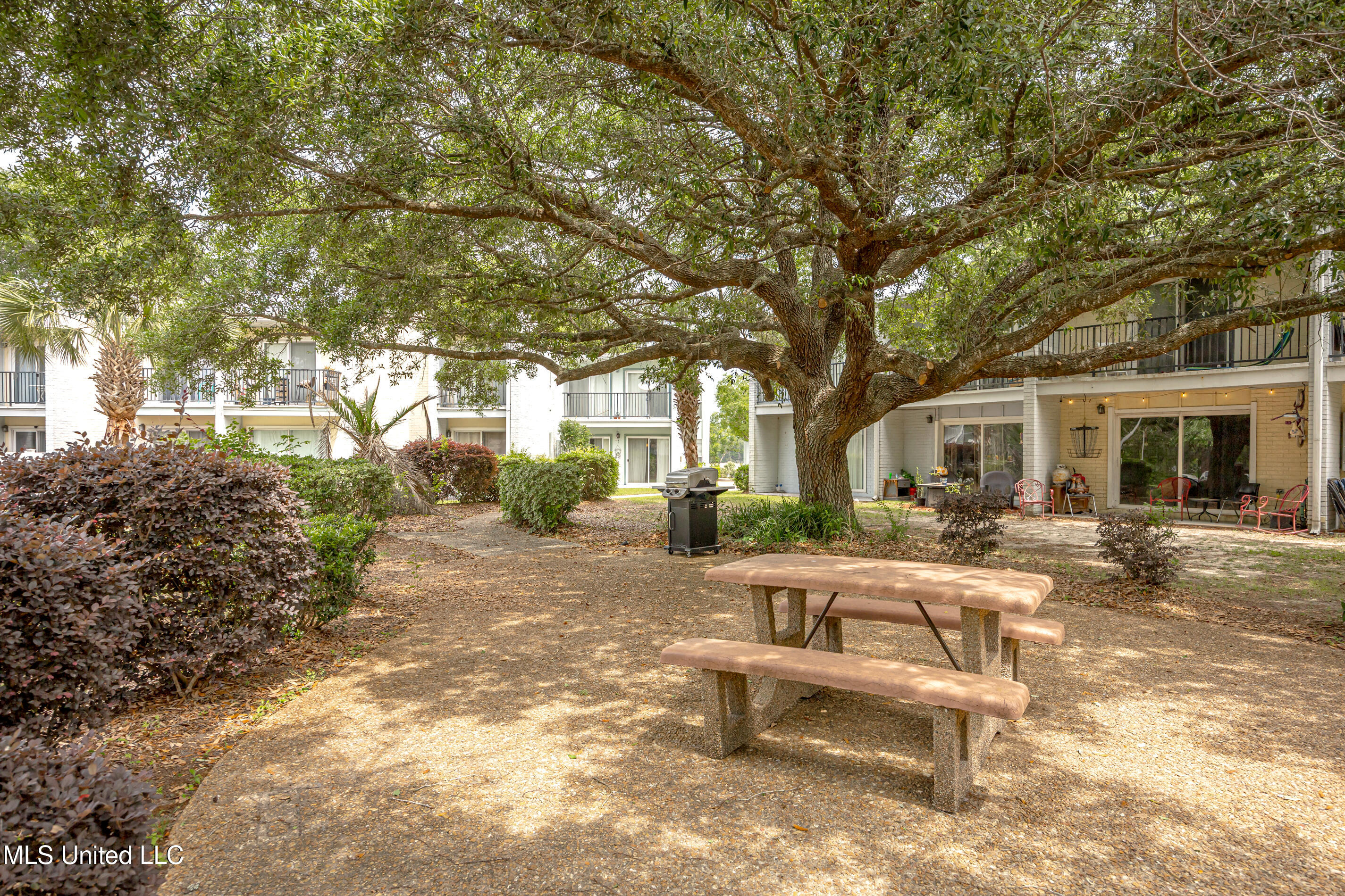 3230 Cumberland Road, Unit 18 Ocean Springs, MS 39564 - Photo 46 of 48 IMG_8159