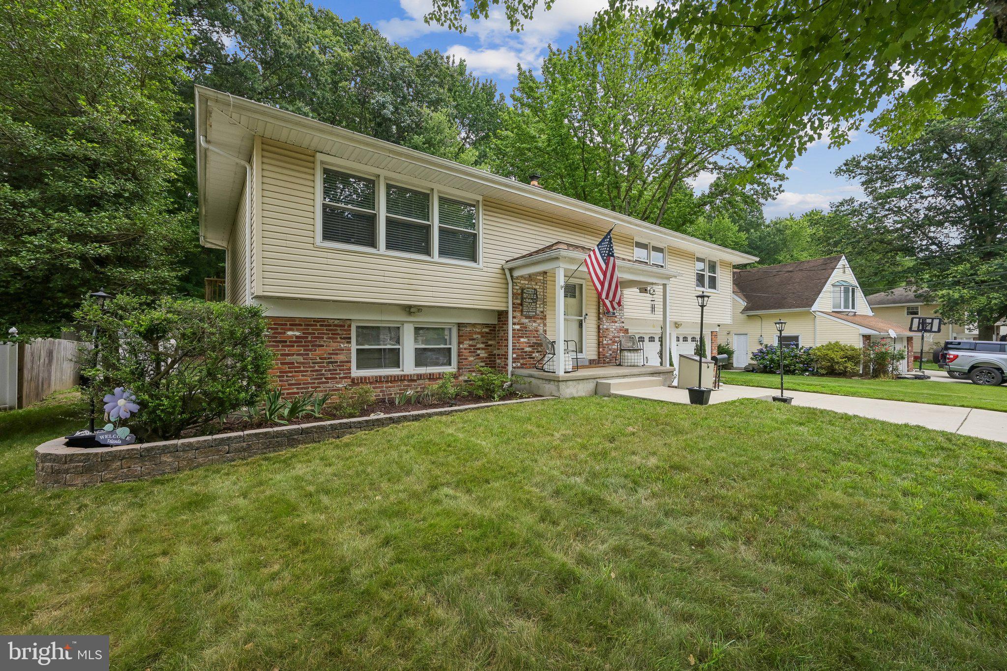 114 Chatham Road Mount Laurel, NJ 08054 - Photo 2 of 25