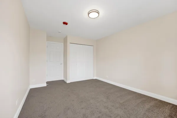 $250,000 | 1145 Pleasant Run Drive, Unit 609, Wheeling, IL 60090