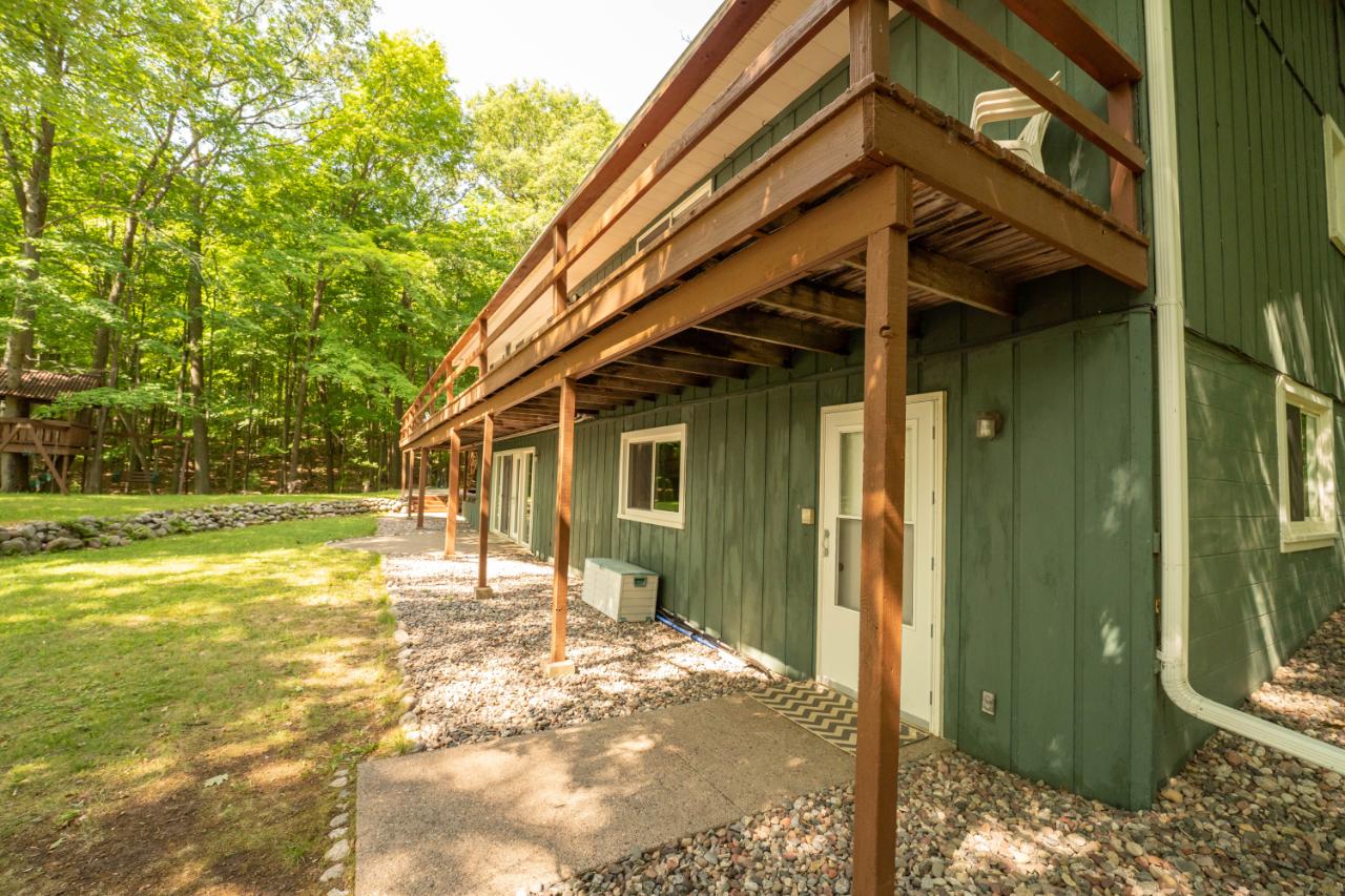3030 South Rifle Road Rhinelander, WI 54501 - Photo 4 of 60 Gallery Image 4