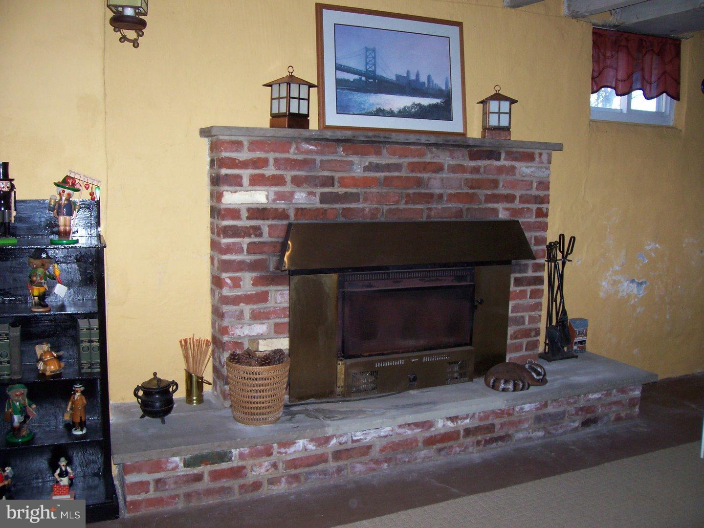 205 Church Road Jenkintown, PA 19046 - Photo 18 of 25 Fireplace