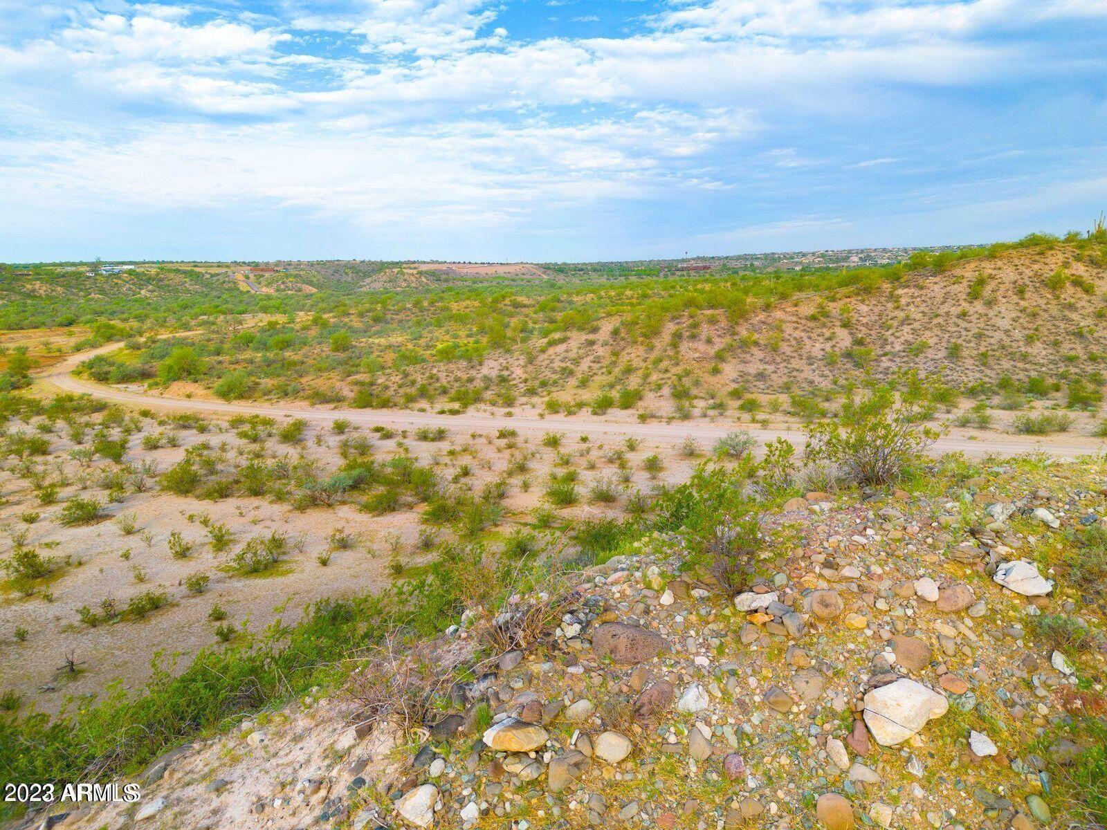 18881 West Roper Road Wickenburg, AZ 85390 - Photo 6 of 14 a view of an ocean