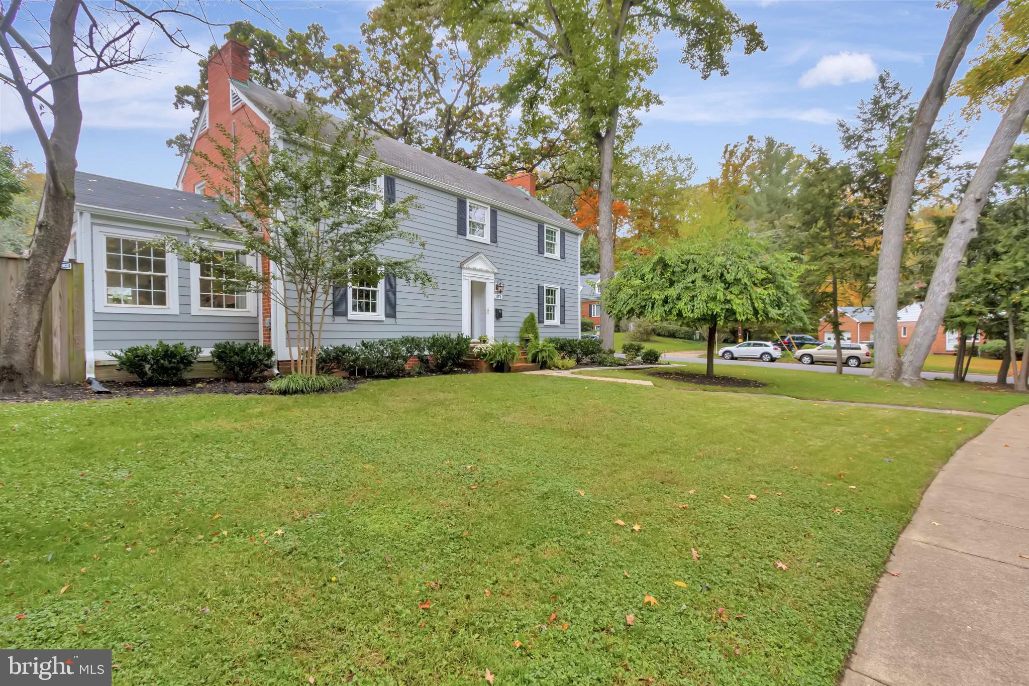 3114 Russell Road Alexandria, VA 22305 - Photo 2 of 72 Large corner lot, 9,600sf