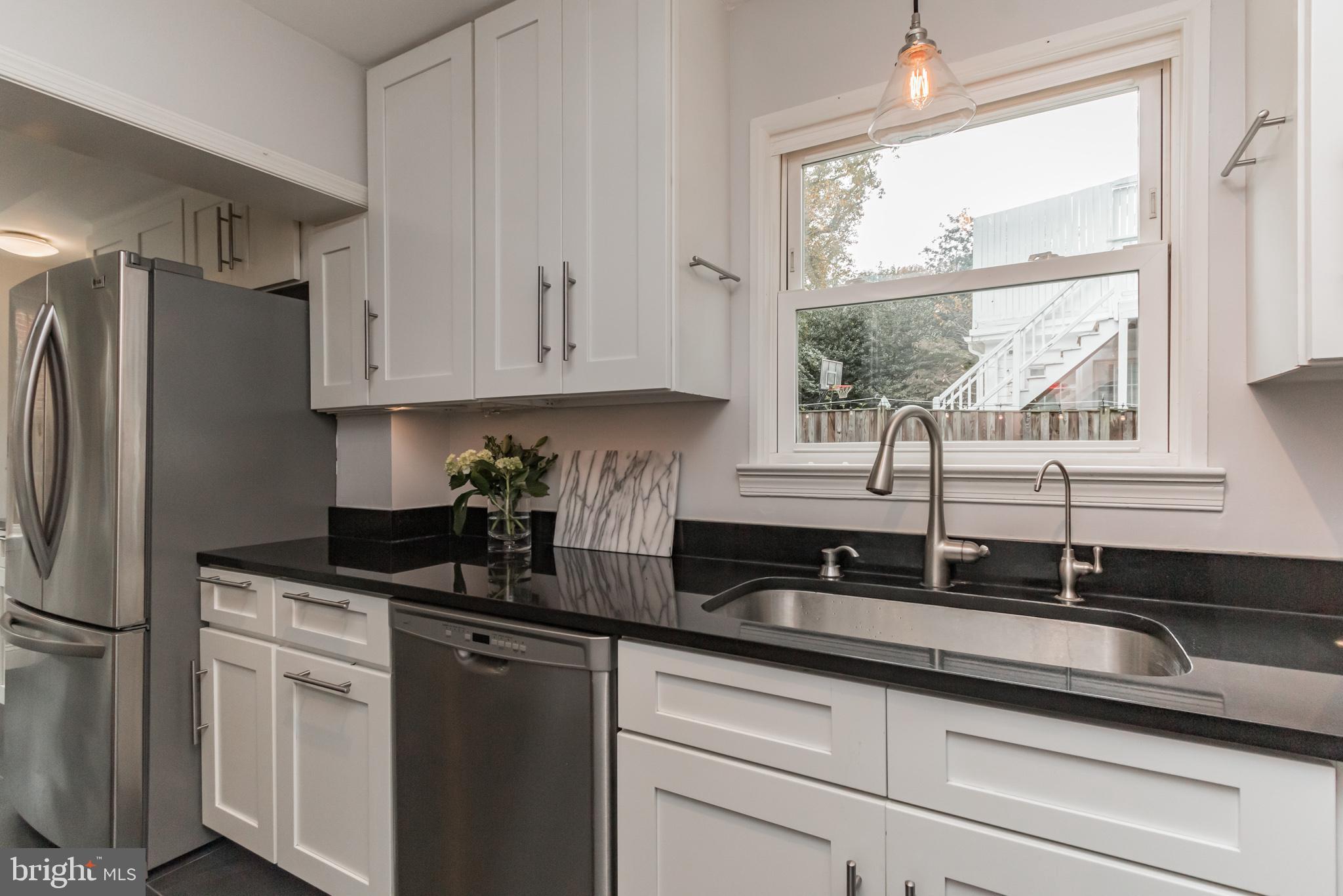 3114 Russell Road Alexandria, VA 22305 - Photo 24 of 72