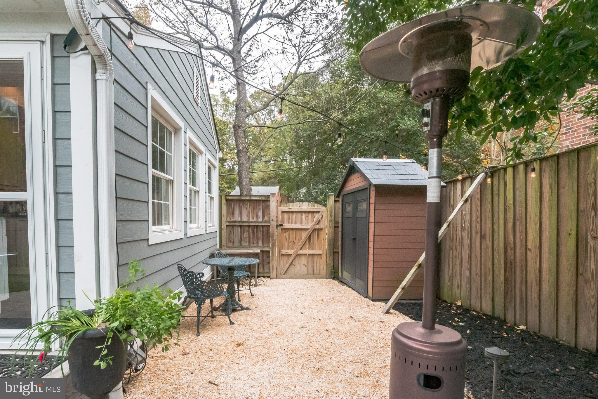 3114 Russell Road Alexandria, VA 22305 - Photo 63 of 72 Second gate, access to the front yard, gravel area