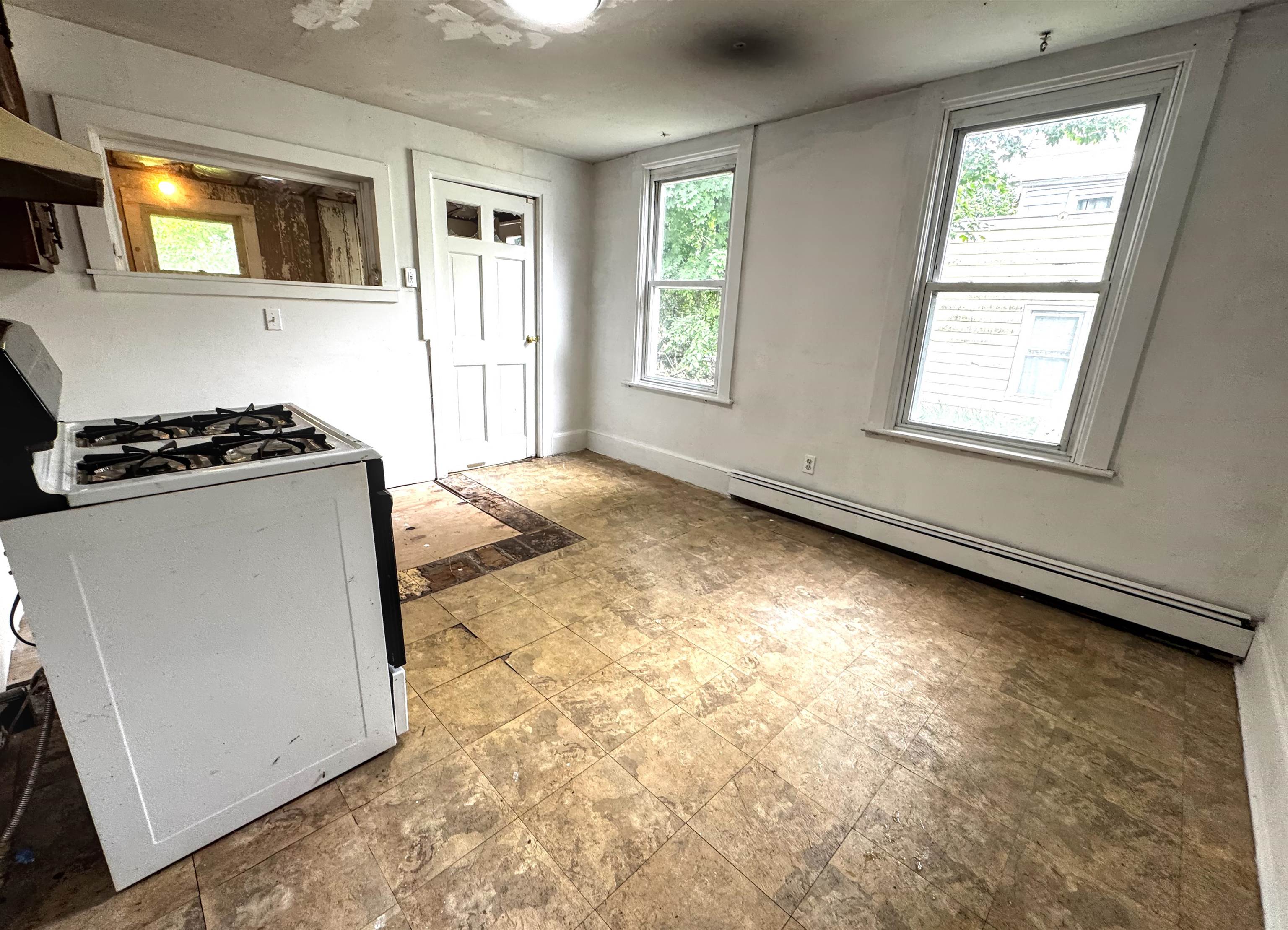 127 Dewey Street Bennington, VT 05201 - Photo 24 of 50