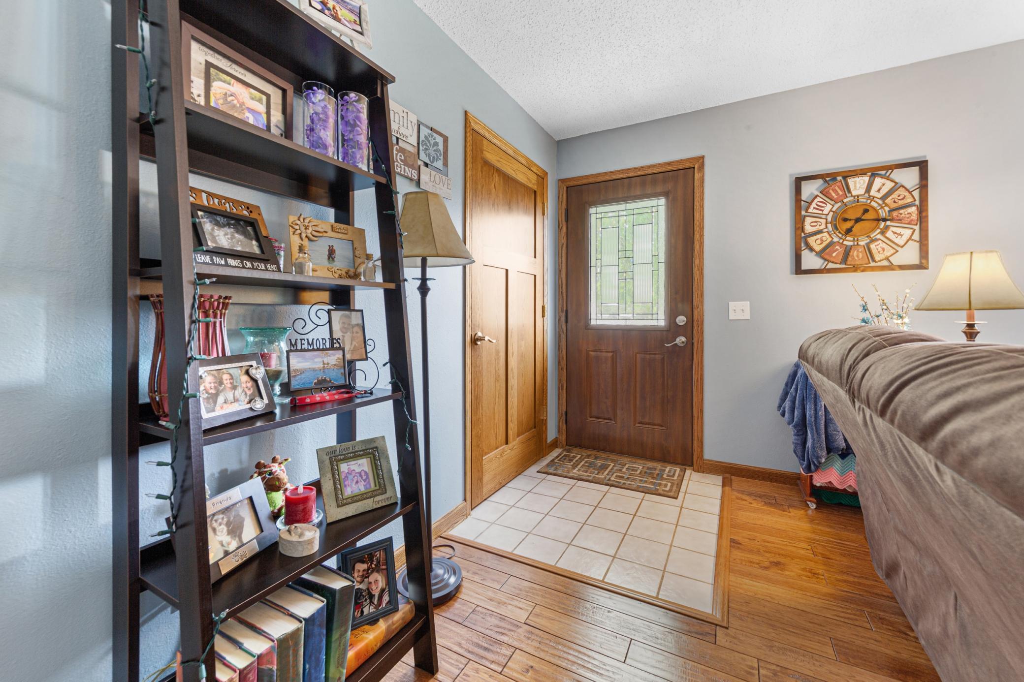 1724 Prairie Avenue Southwest Faribault, MN 55021 - Photo 6 of 34