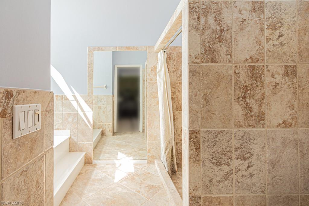 248 St James Way Naples, FL 34104 - Photo 16 of 34 a view of a bathroom