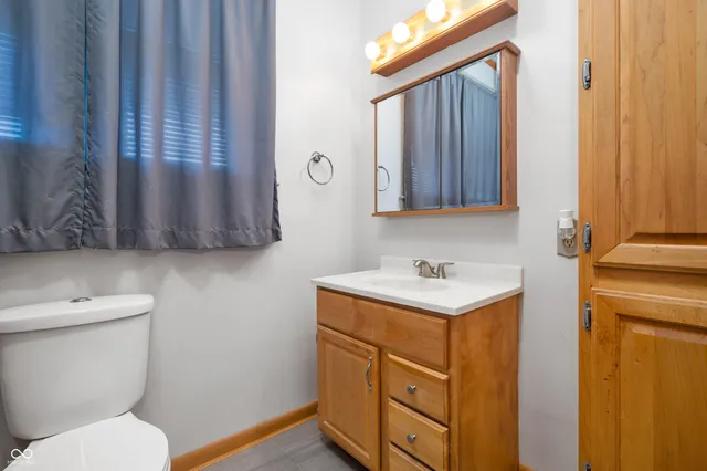 $249,000 | 4 West Henley Street, Carthage, IN 46115