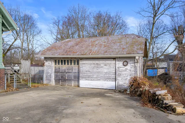 $249,000 | 4 West Henley Street, Carthage, IN 46115