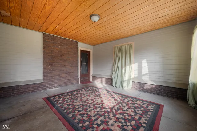 $249,000 | 4 West Henley Street, Carthage, IN 46115