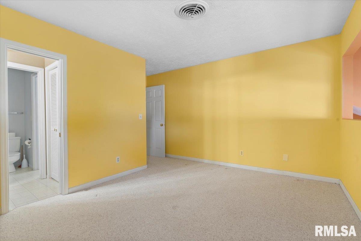 60 Country Place Springfield, IL 62703 - Photo 24 of 41